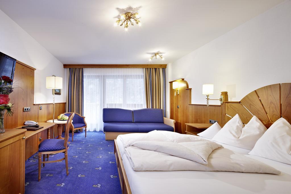 Hotel Jaegerhof Герлос Номер фото